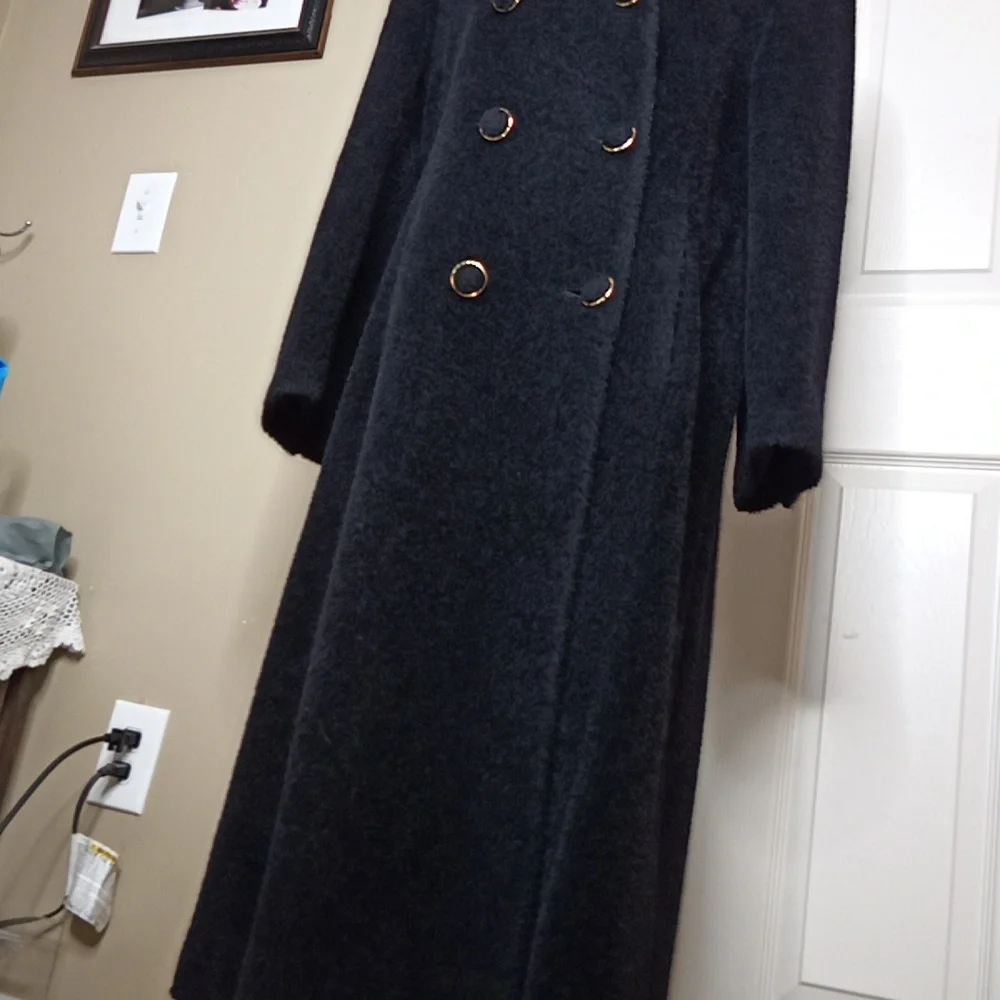 Vintage Full-Length w/Lapel & Faux Fur Look Double Breasted Gold Button … - Picture 6 of 13